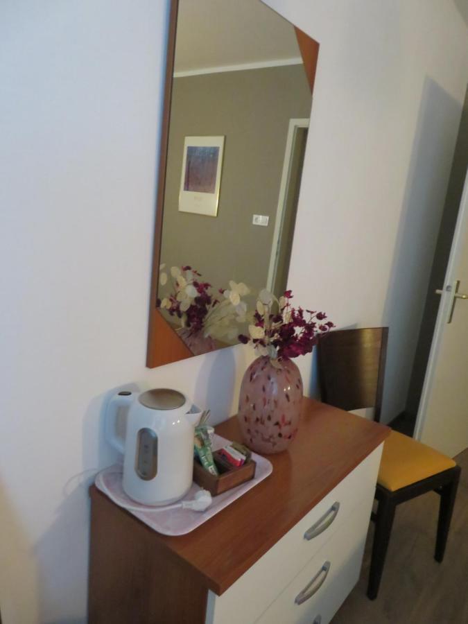 Guesthouse Ob Sotocju Budic Brežice Buitenkant foto