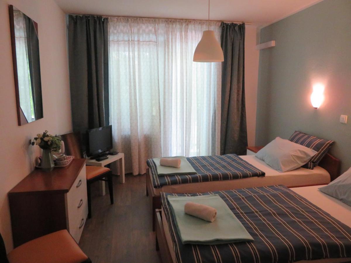 Guesthouse Ob Sotocju Budic Brežice Buitenkant foto