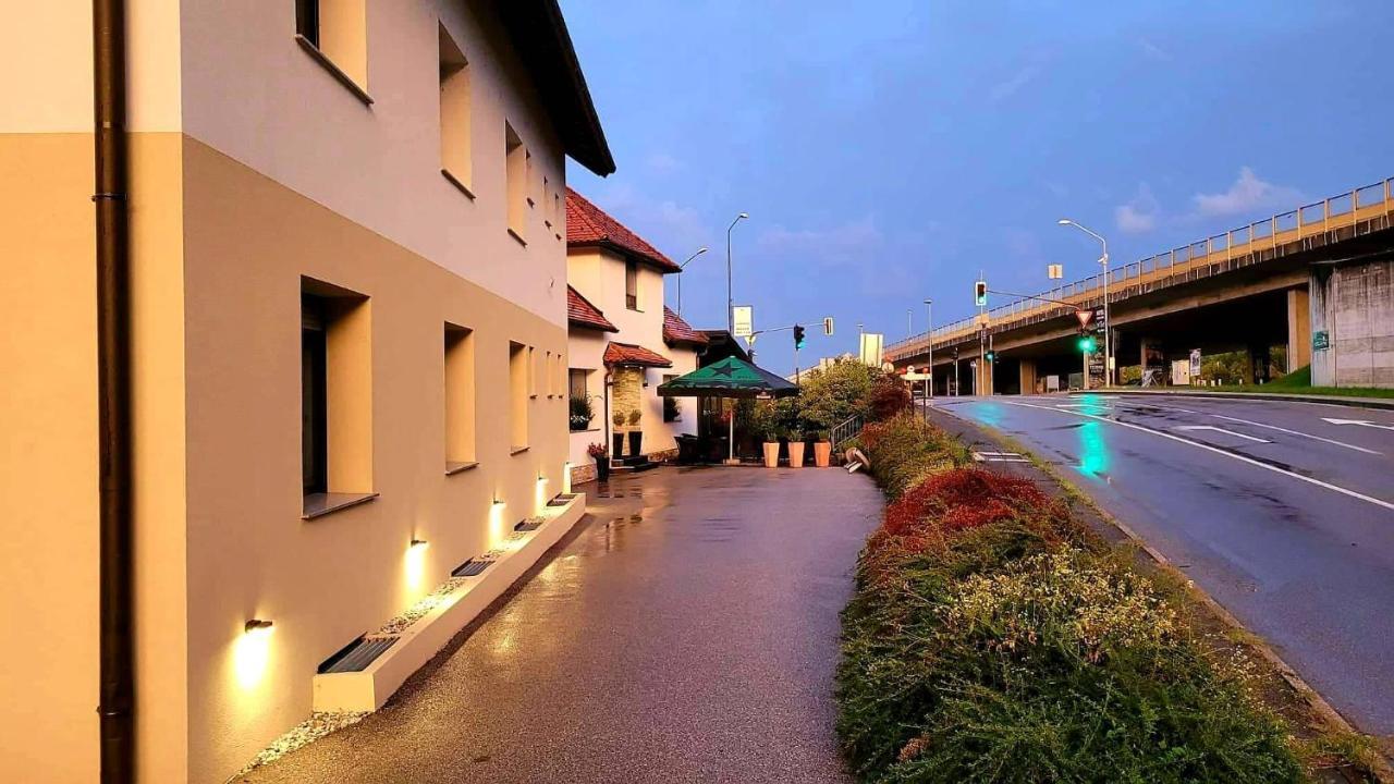 Guesthouse Ob Sotocju Budic Brežice Buitenkant foto