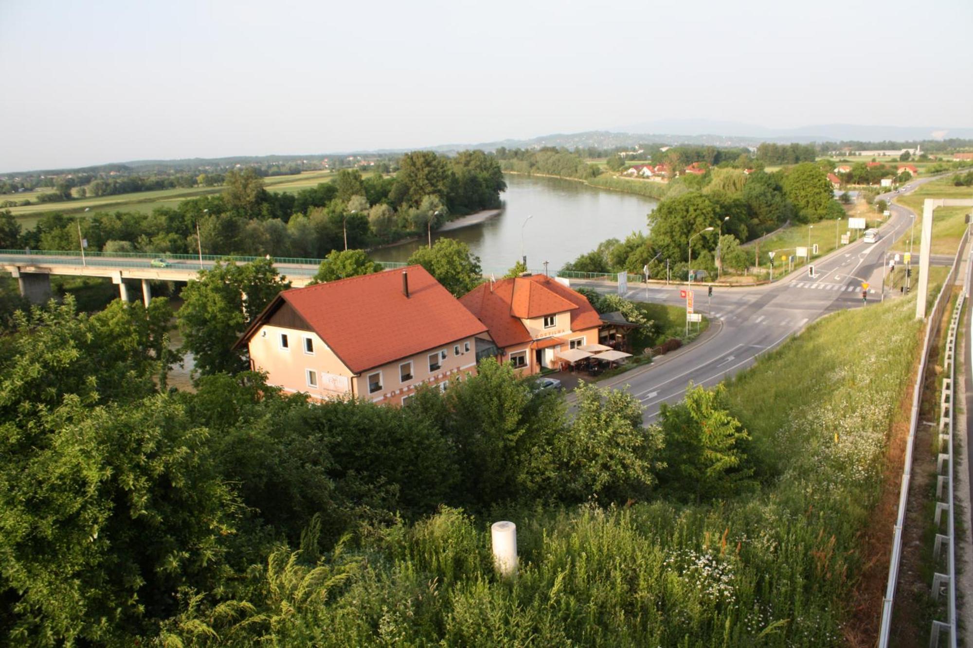 Guesthouse Ob Sotocju Budic Brežice Buitenkant foto
